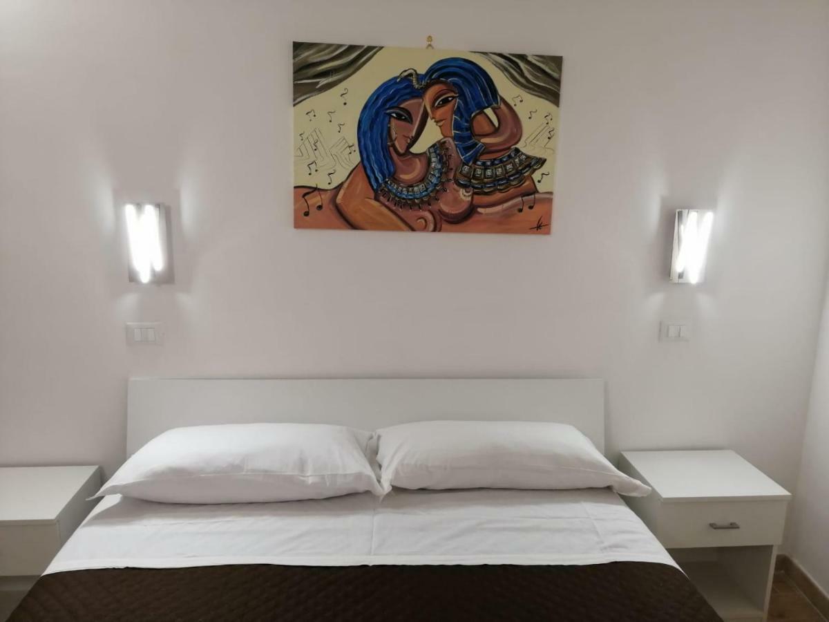 Opera Boutique Rooms 몬레알레 외부 사진