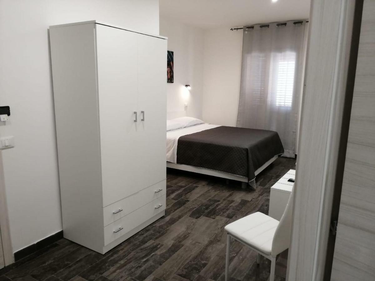 Opera Boutique Rooms 몬레알레 외부 사진