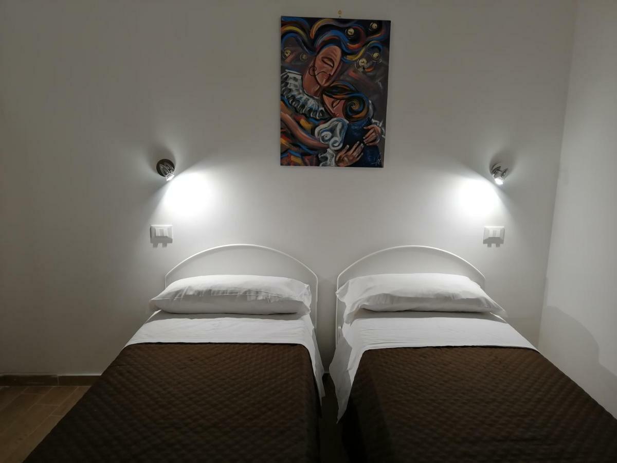 Opera Boutique Rooms 몬레알레 외부 사진