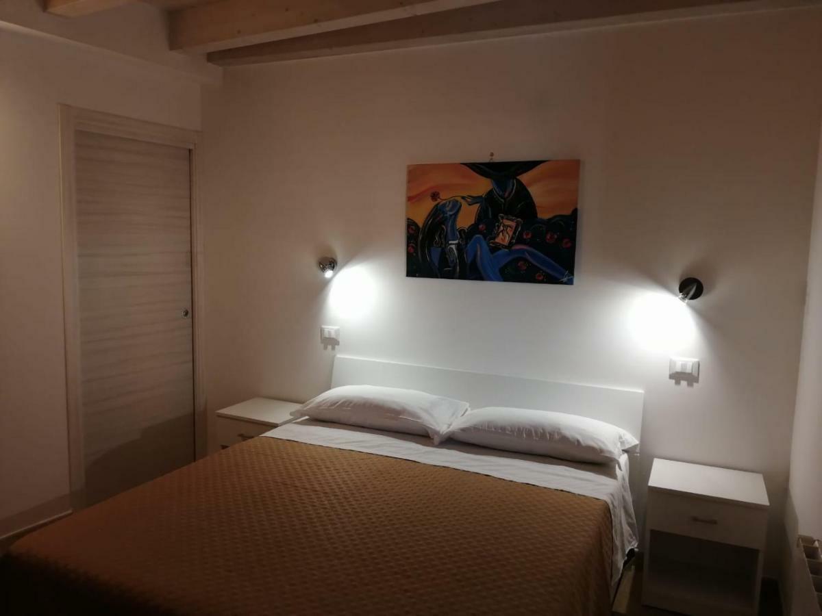 Opera Boutique Rooms 몬레알레 외부 사진