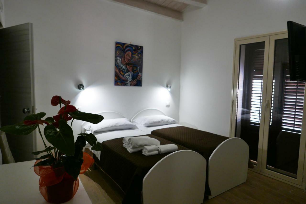 Opera Boutique Rooms 몬레알레 외부 사진