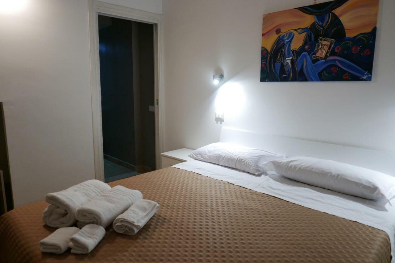 Opera Boutique Rooms 몬레알레 외부 사진