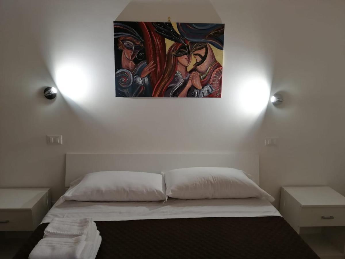 Opera Boutique Rooms 몬레알레 외부 사진